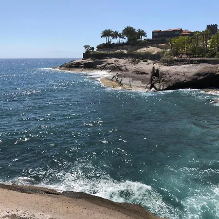 Aircon -Cozy Pool View Apartment - Mareverde *