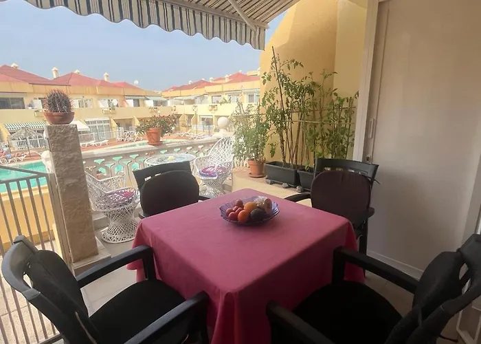 Aircon -Cozy Pool View Apartment - Mareverde * أذيخي