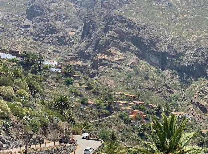 شقة Aircon -Cozy Pool View Apartment - Mareverde *